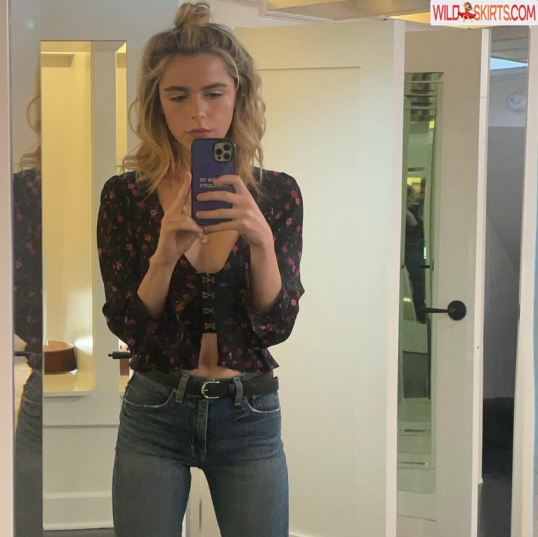 Kiernan Shipka nude leaked photo #441