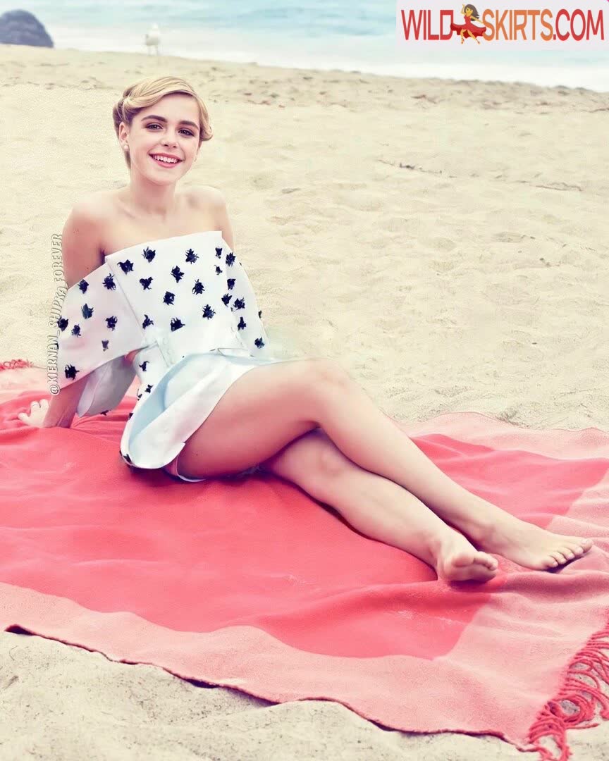 Kiernan Shipka / AdventuresSabrina / kiernanshipka nude Instagram leaked photo #1