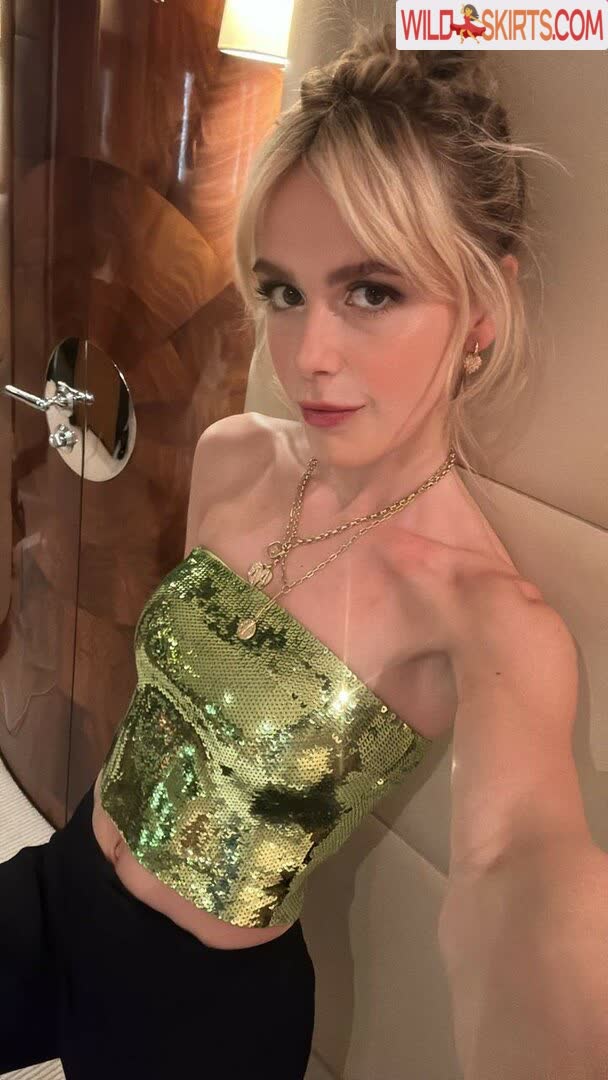 Kiernan Shipka / AdventuresSabrina / kiernanshipka nude Instagram leaked photo #4