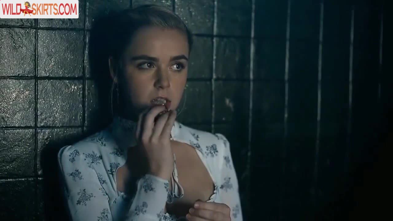 Kiernan Shipka nude leaked photo #138