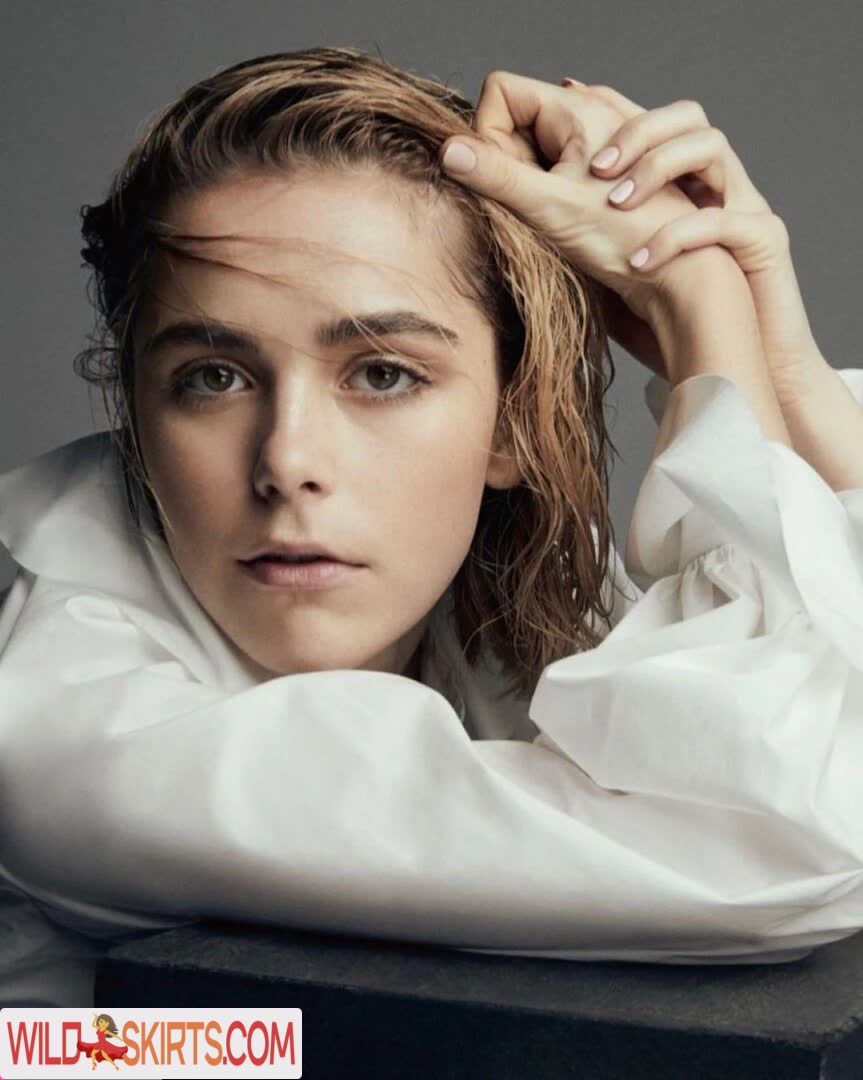 Kiernan Shipka / AdventuresSabrina / kiernanshipka nude Instagram leaked photo #5