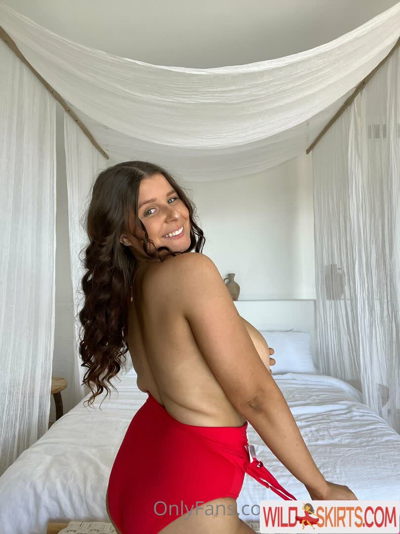 Kikiiscrying / Kiki Isabella / kikiii.isabella / kikiistiktok nude OnlyFans, Instagram leaked photo #3