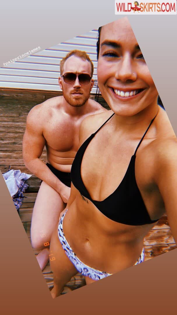 Killer Kelly nude leaked photo #13