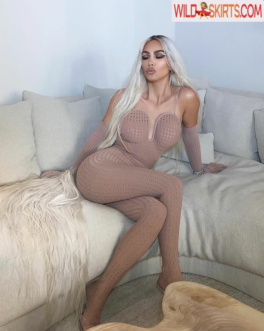 Kim Kardashian / kimkadarshian / kimkardashian nude OnlyFans, Instagram leaked photo #23