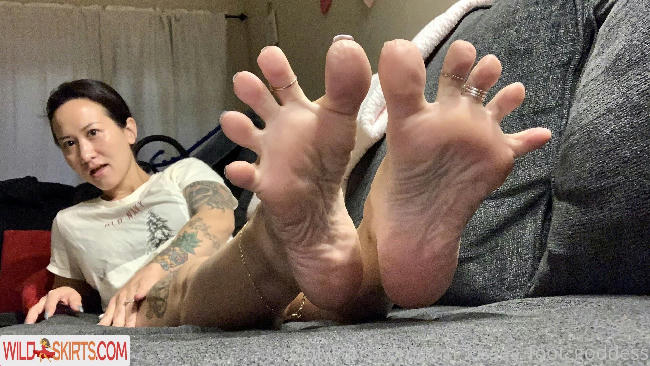 kim_kisses_foot_goddess / jenny_kimkwon / kim_kisses_foot_goddess nude OnlyFans, Instagram leaked photo #88