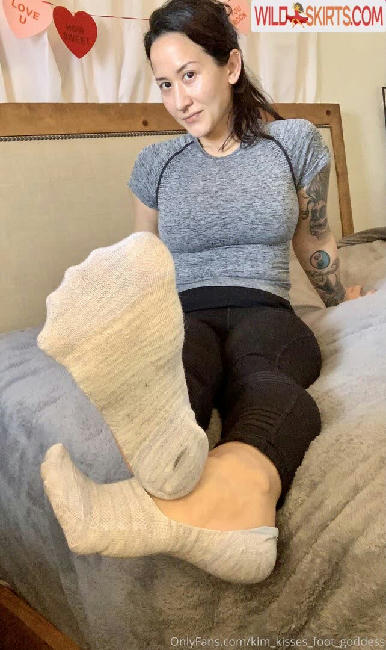 kim_kisses_foot_goddess / jenny_kimkwon / kim_kisses_foot_goddess nude OnlyFans, Instagram leaked photo #6