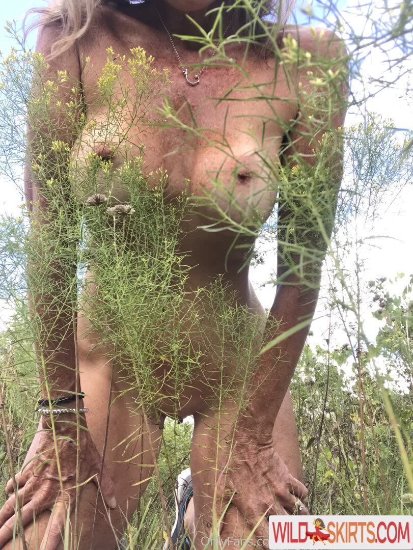 Kimberleysadventures nude leaked photo #11