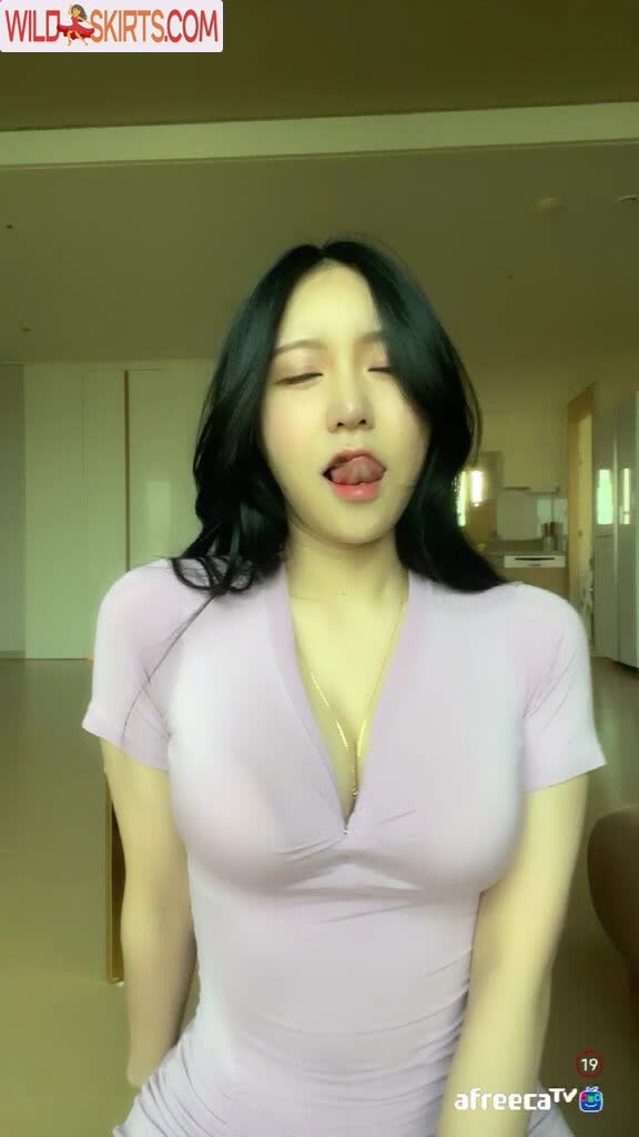 Kimjeewoo529 nude leaked photo #50