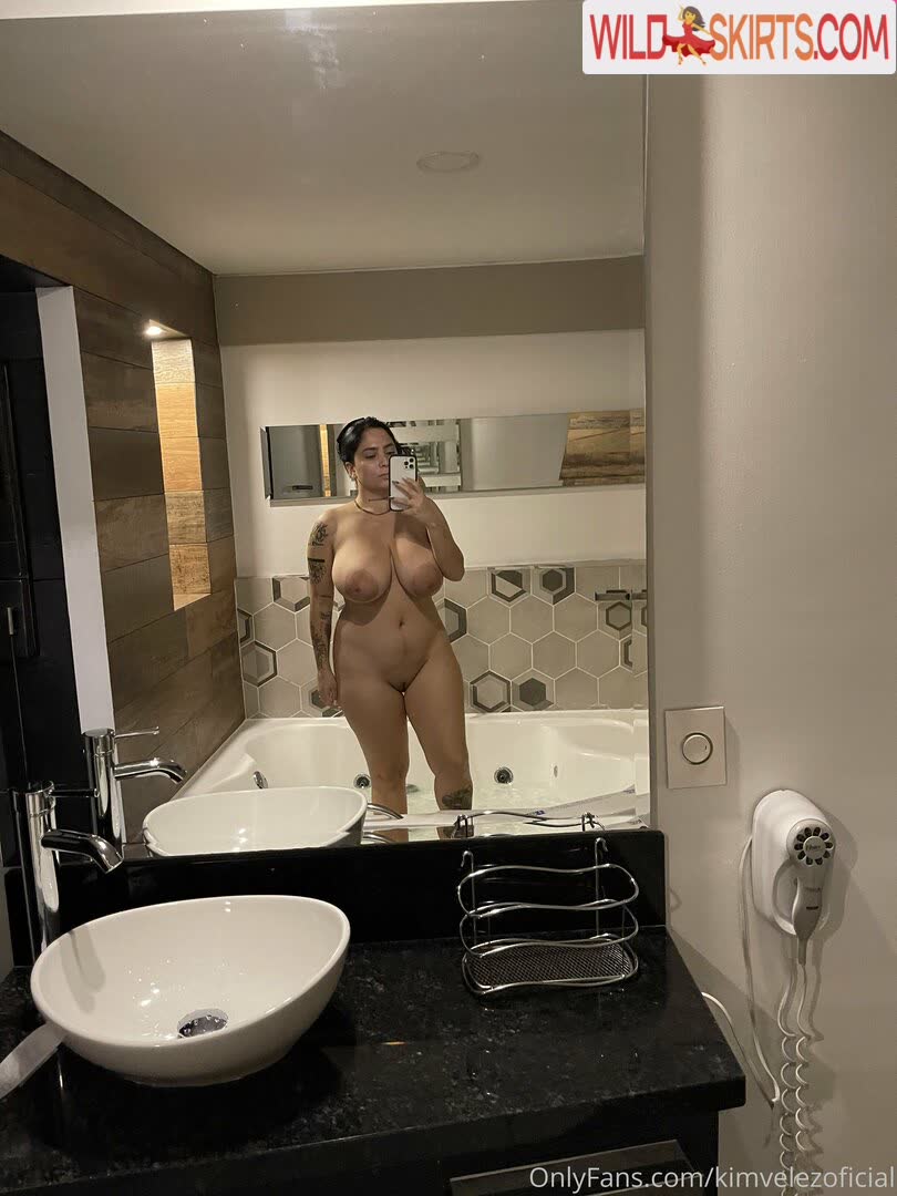 KimVelezOficial nude leaked photo #92