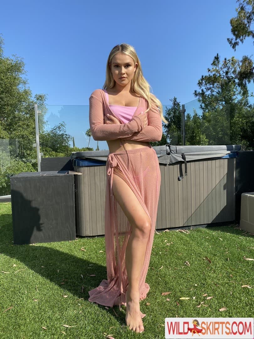 Kinsey Wolanski / kinsey nude OnlyFans, Instagram leaked photo