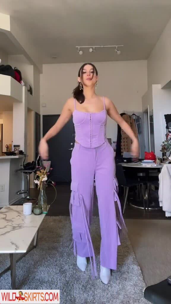 Kira Kosarin / kirakosarin nude Instagram leaked photo #17