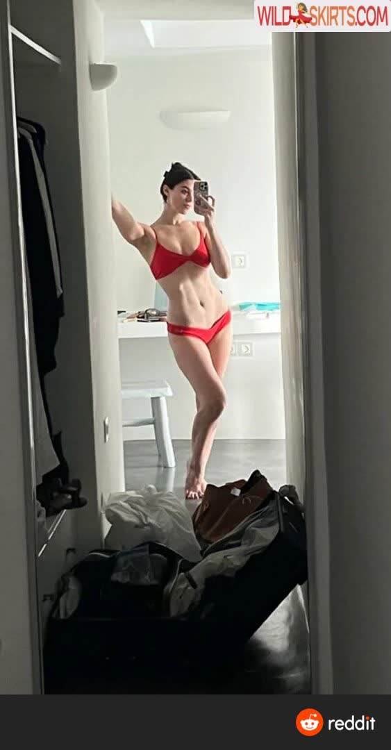 Kira Kosarin / kirakosarin nude Instagram leaked photo