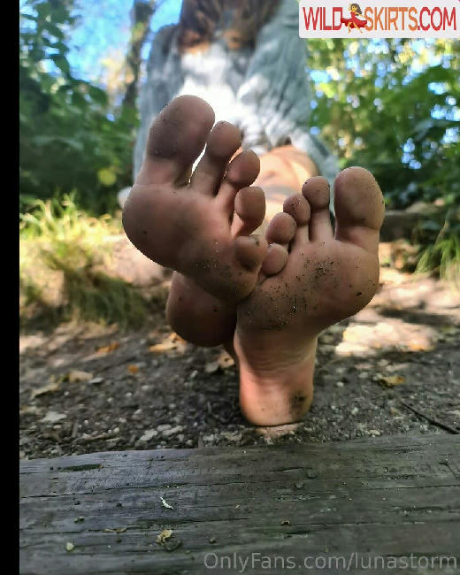 kirasize3feet / kirasize3feet / thelittlegingerfox nude OnlyFans, Instagram leaked photo #7