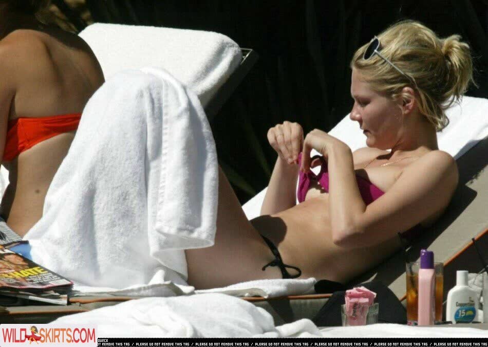 Kirsten Dunst nude leaked photo #183