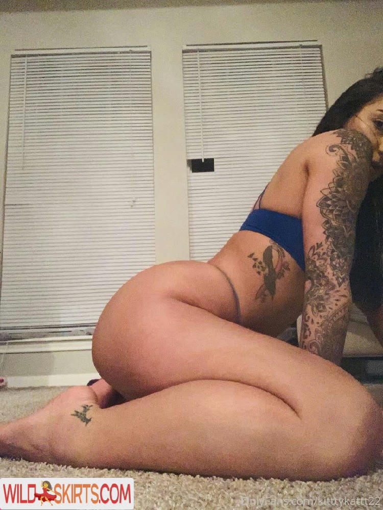 kitttykattt22 / KatiPerrotto / kati_perrotto / kitttykattt22 nude OnlyFans, Instagram leaked photo #29