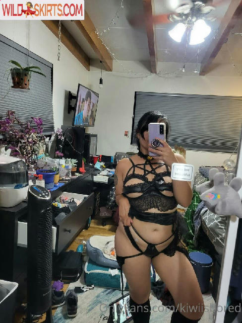 kiwiisbored / kiwiisbored / slashedbyice nude OnlyFans, Instagram leaked photo #8