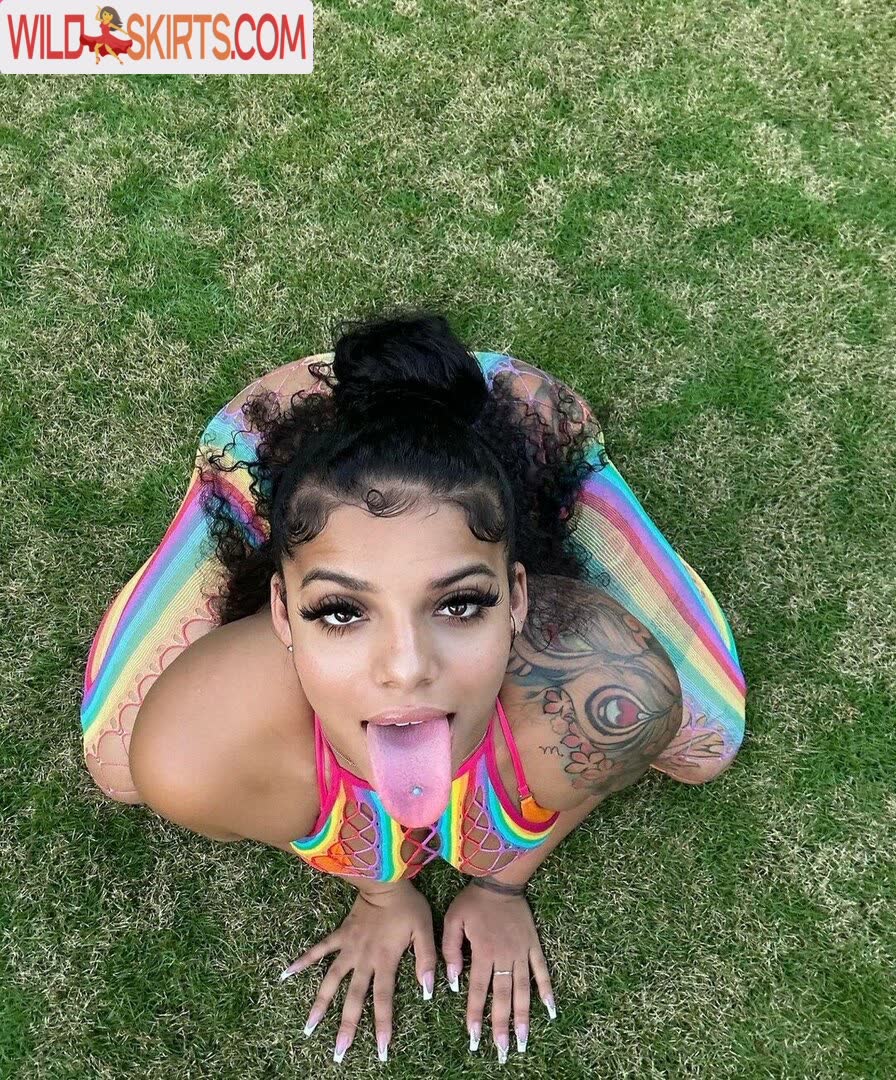 KKVSH / Mikayla Saravia / kkvsh nude OnlyFans, Instagram leaked photo #5