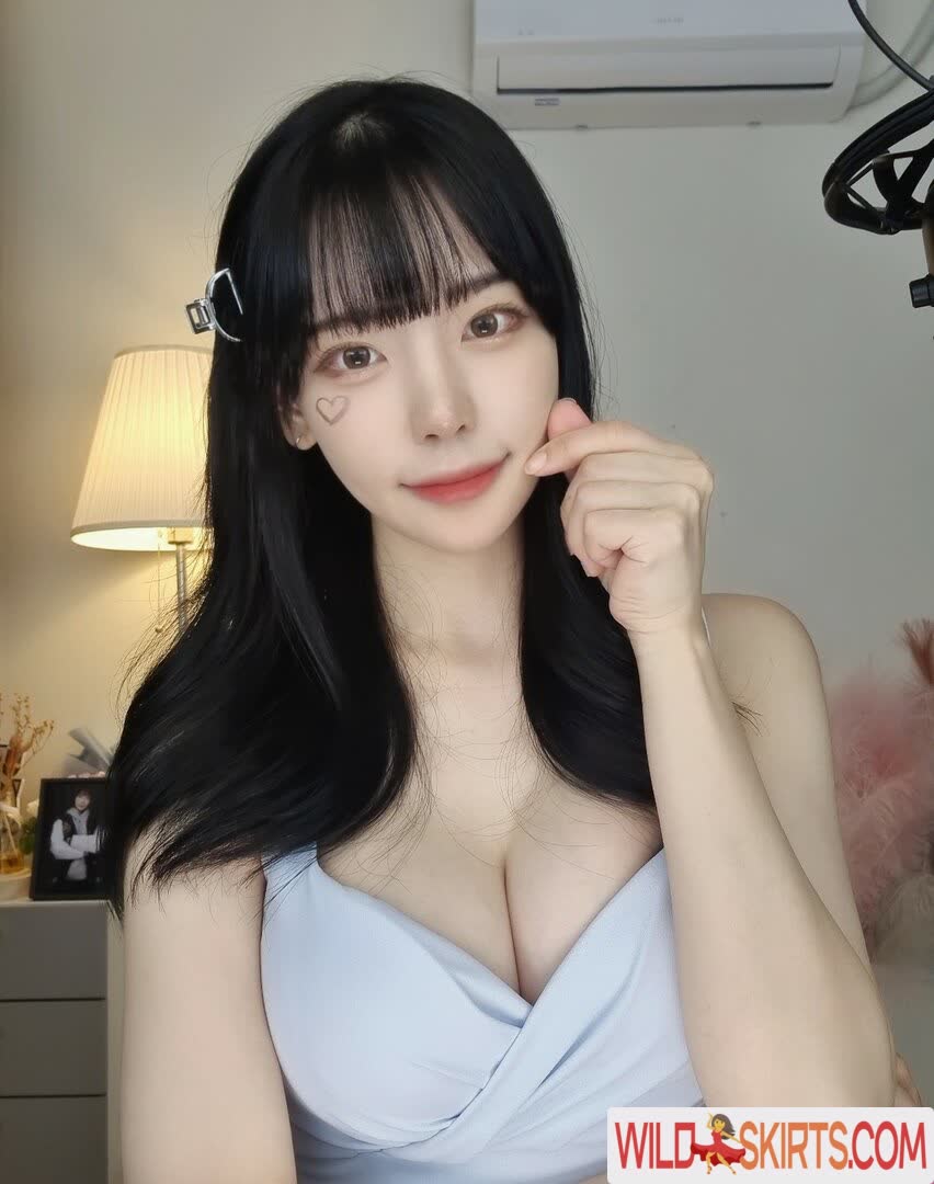 Korean Afreeca Streamer nude leaked photo #98