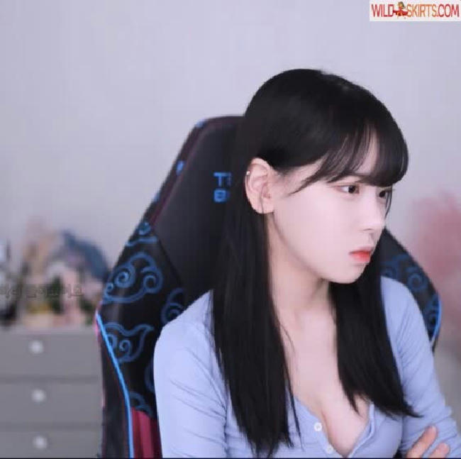 Korean Afreeca Streamer / feet10 / ki_yunjin nude Instagram leaked photo #21