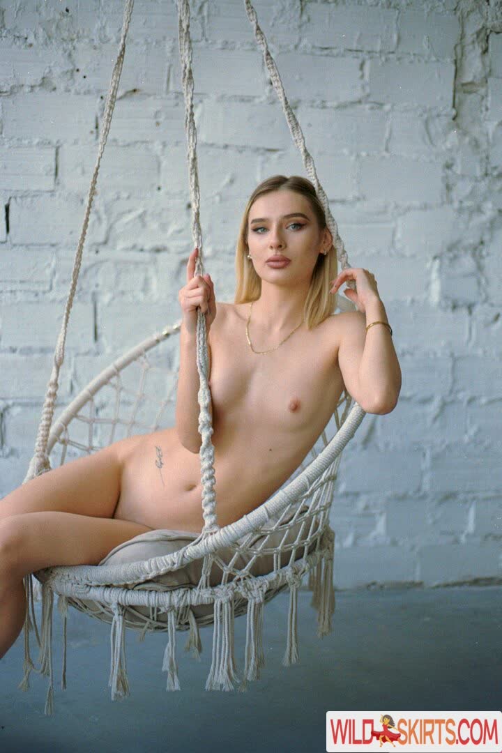 Kornelia Kondraciuk nude leaked photo #7