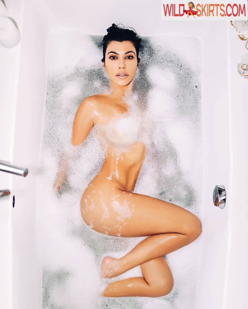 Kourtney Kardashian nude leaked photo #57