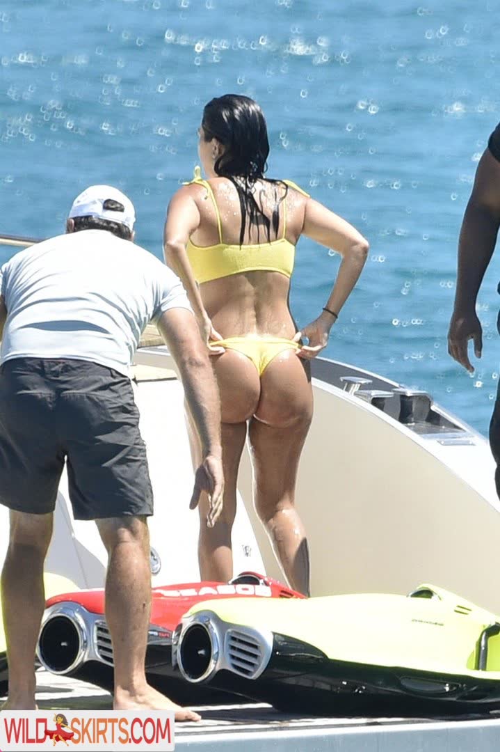 Kourtney Kardashian / kourtneykardash nude Instagram leaked photo #7