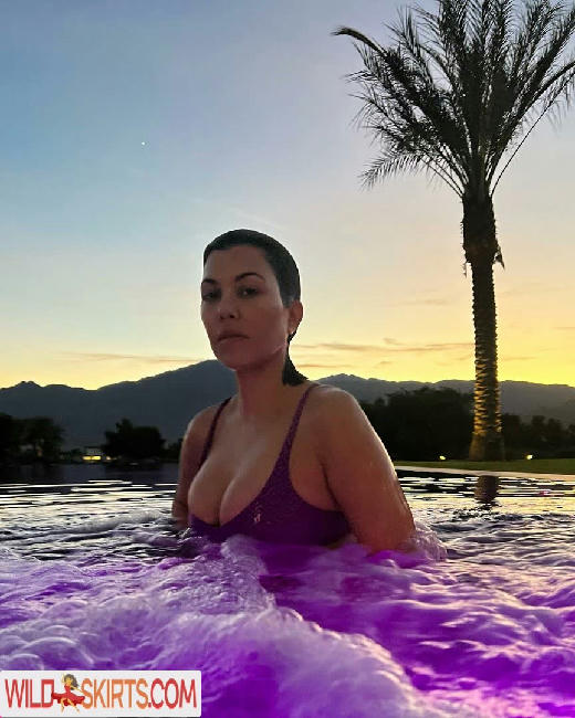 Kourtney Kardashian / kourtneykardash nude Instagram leaked photo #280