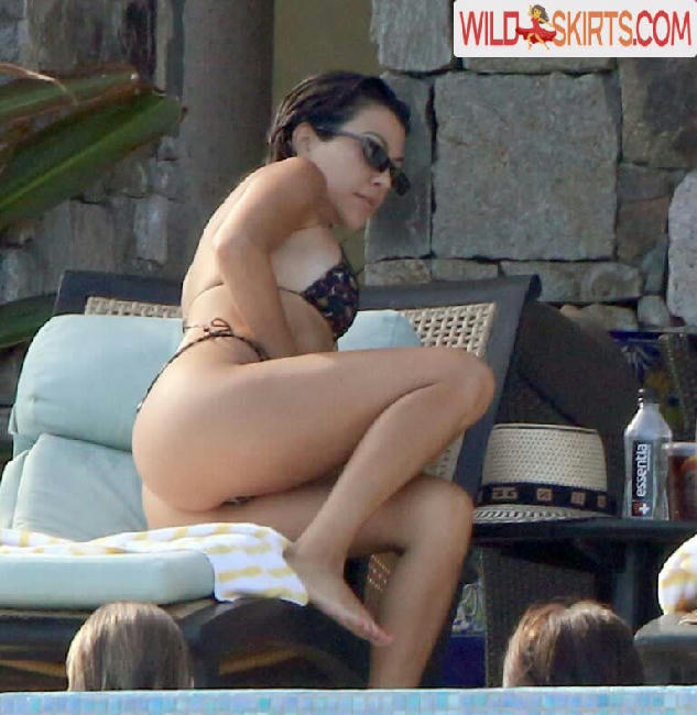 Kourtney Kardashian / kourtneykardash nude Instagram leaked photo #329