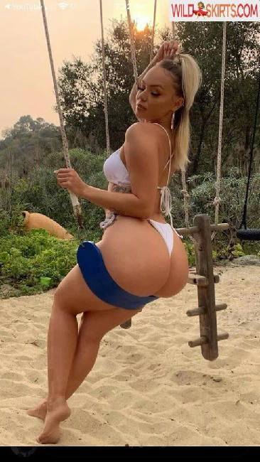 Krissy Mechelle / krissymechelle / scarlettkeezel94 nude OnlyFans, Instagram leaked photo #20