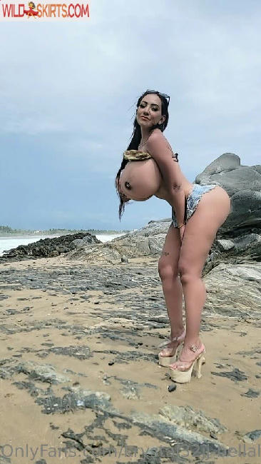 krystal32jj-bellalatina / bellalatinaaa / krystal32jj-bellalatina nude OnlyFans, Instagram leaked photo #16