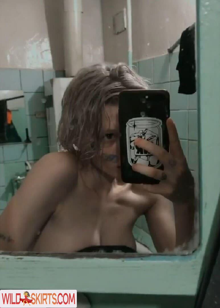 Ksenkanesesh nude leaked photo #10