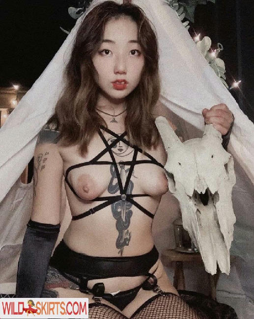 Kumihowitch / kumiho.witch / kumihowitch nude OnlyFans, Instagram leaked photo #1