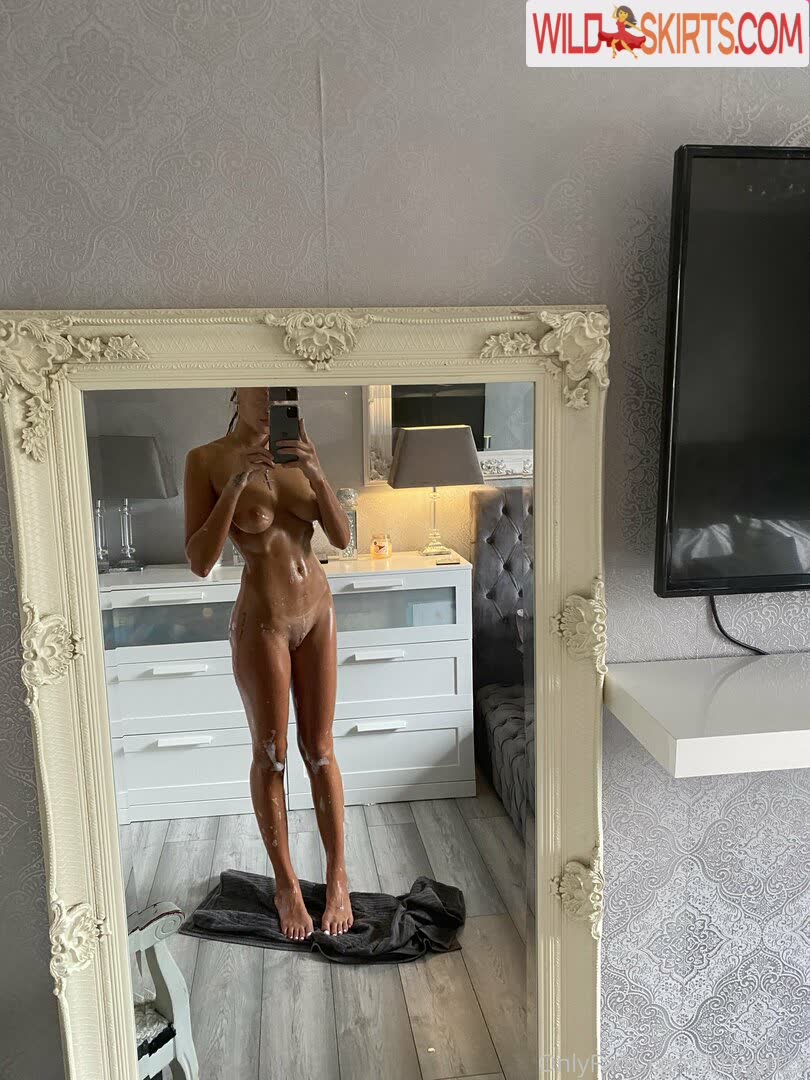 Kyia Peters Basildon / _kyia._ / bbygirl29 / kyia13833672 nude OnlyFans, Instagram leaked photo