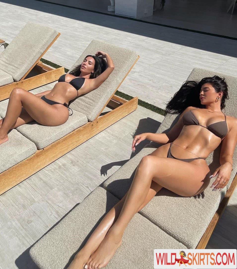 Kylie Jenner / kyliejenner / kyliejenner.2 nude OnlyFans, Instagram leaked photo #1