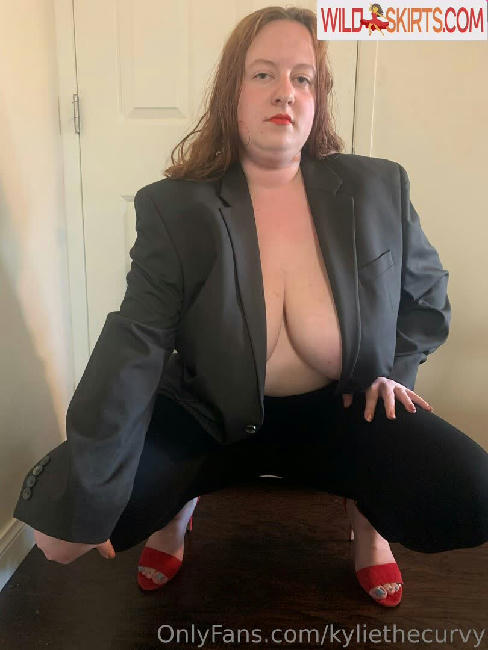 kyliethecurvy / kyliethecurvy / thekyliecurry nude OnlyFans, Instagram leaked photo #11