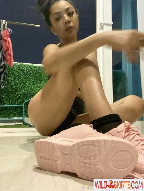 ladyboyfernfern / fern_ladyboy / ladyboyfernfern nude OnlyFans, Instagram leaked photo #2