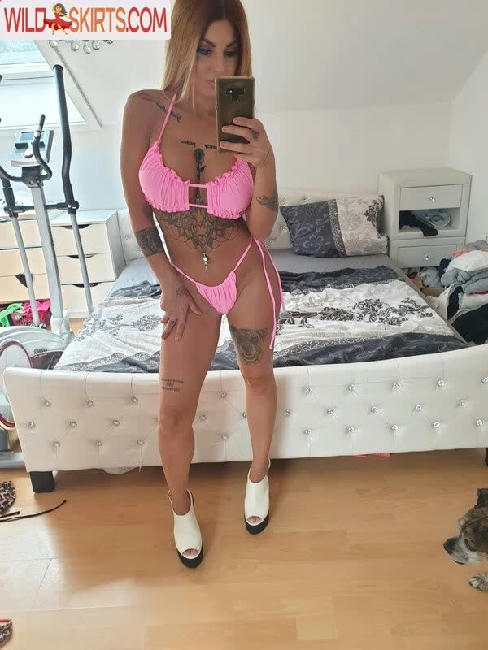 Ladysecrets / ladysecrets69 / ladysercrets69 nude OnlyFans, Instagram leaked photo #15