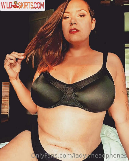 ladywheadphones / ladywheadphones / ladywithheadphones nude OnlyFans, Instagram leaked photo #4