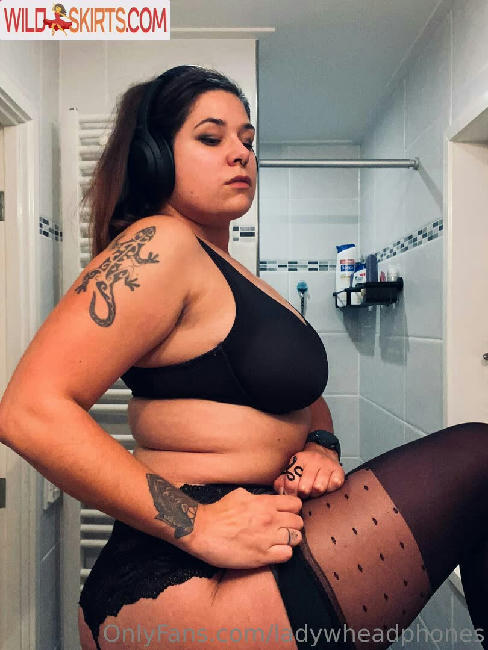 ladywheadphones / ladywheadphones / ladywithheadphones nude OnlyFans, Instagram leaked photo #5