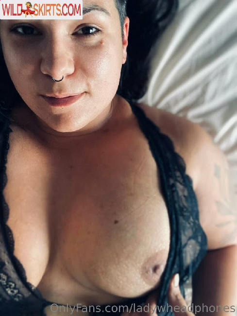 ladywheadphones / ladywheadphones / ladywithheadphones nude OnlyFans, Instagram leaked photo #51