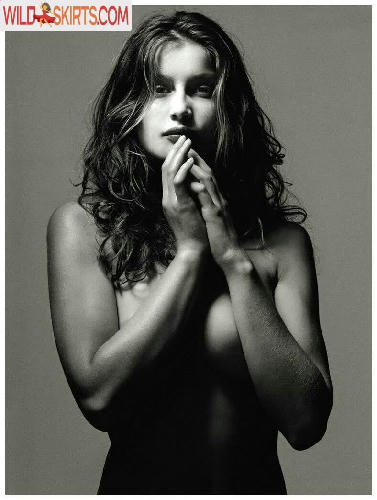 Laetitia Casta / laetitiacasta nude Instagram leaked photo #25