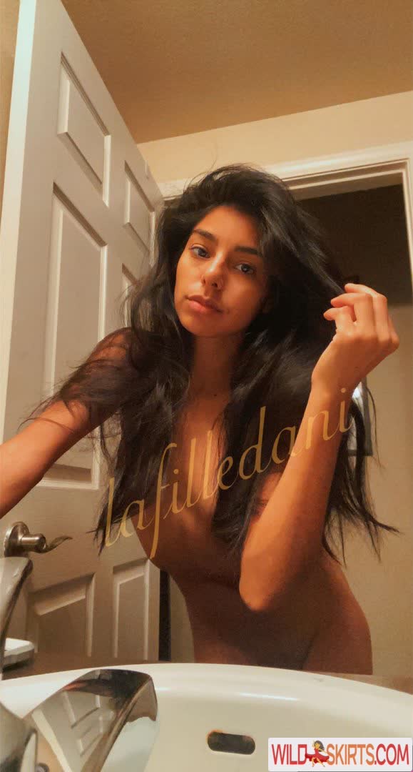 Lafilledani nude leaked photo #16