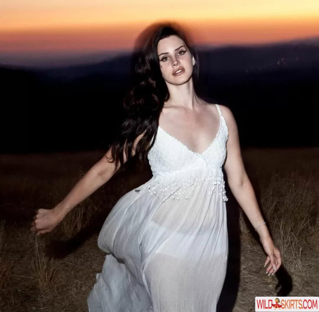 Lana Del Rey / lanadelrey / lanaraybabyx nude OnlyFans, Instagram leaked photo #13