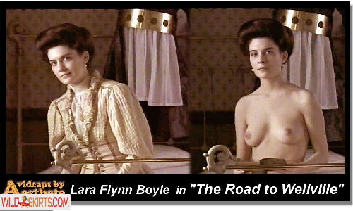 Lara Flynn Boyle / laraflynnboyle nude Instagram leaked photo #1