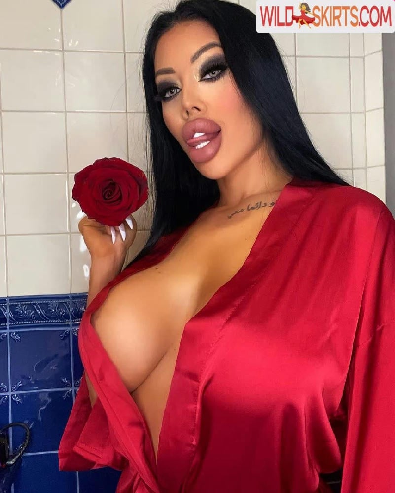 Lara Frost / Larafrost777 / lara_fr666 / larafrost / larafrost77 nude OnlyFans, Instagram leaked photo #10