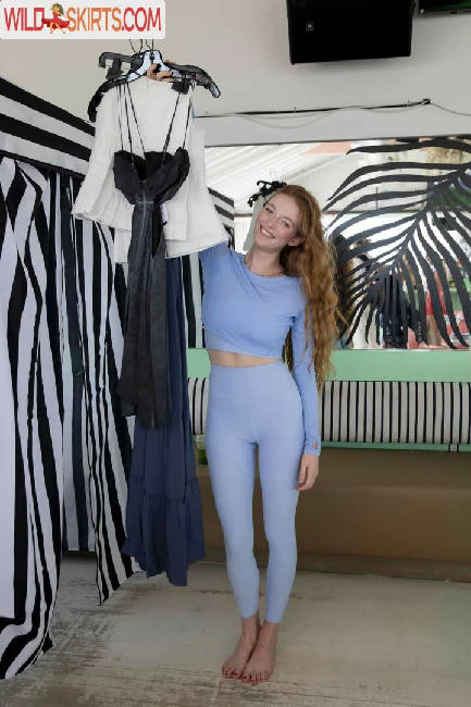 Larsen Thompson / larsenthompson nude Instagram leaked photo #191