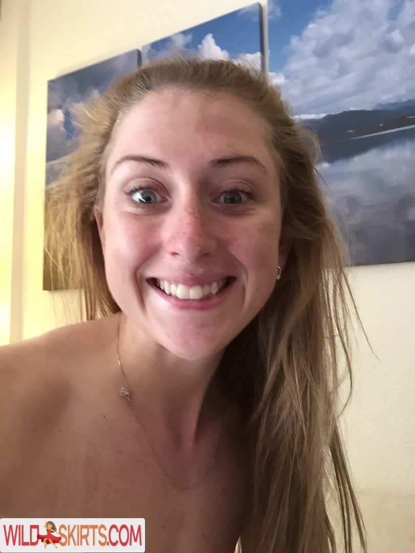 Laura Trott nude leaked photo #1