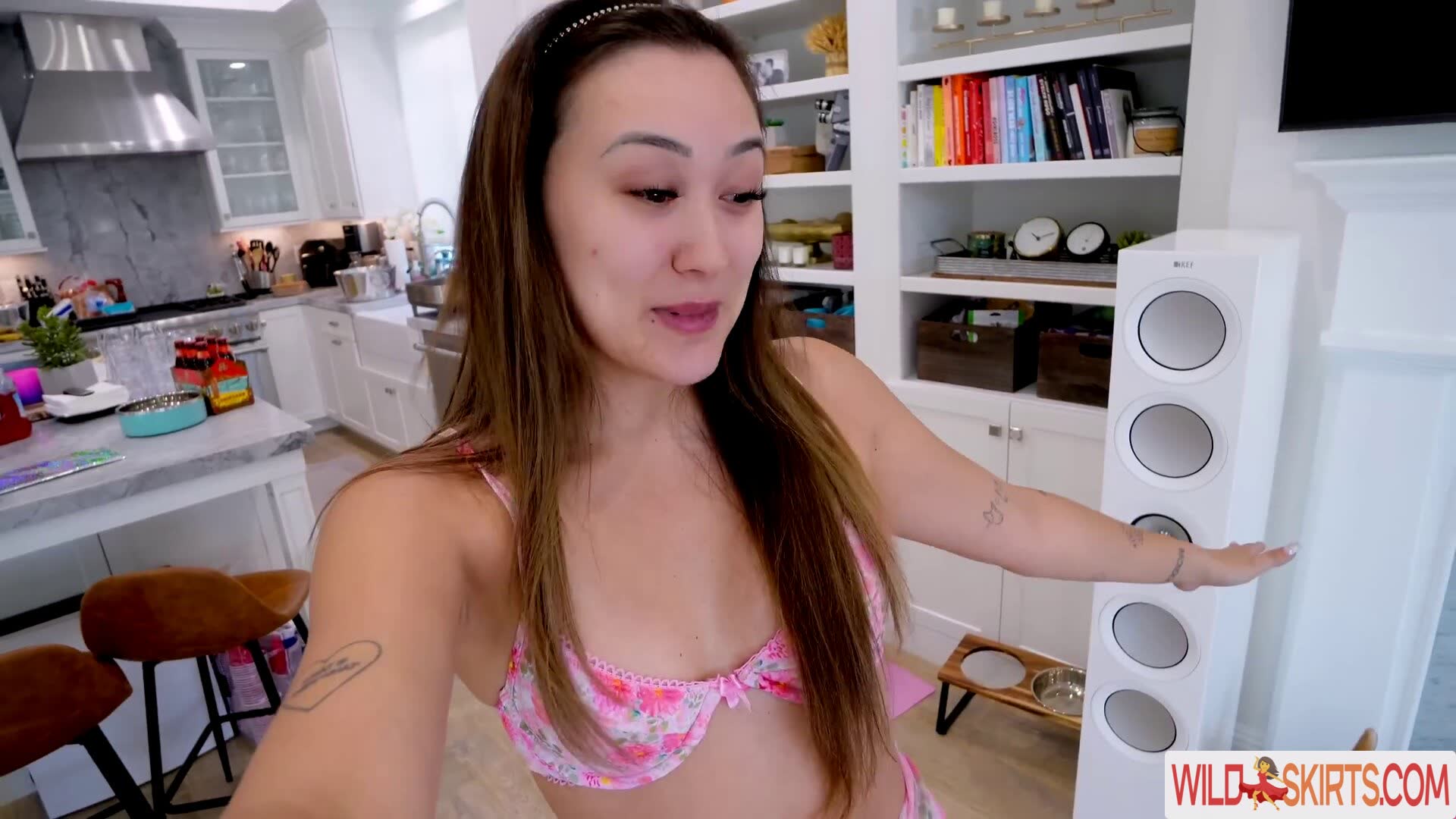 LaurDIY nude leaked photo #36