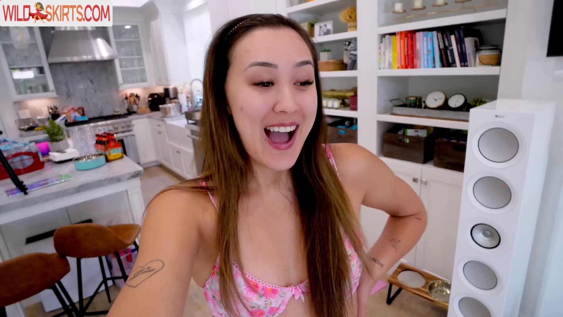 LaurDIY nude leaked photo #44