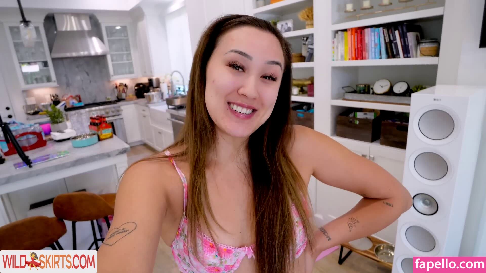 LaurDIY nude leaked photo #38